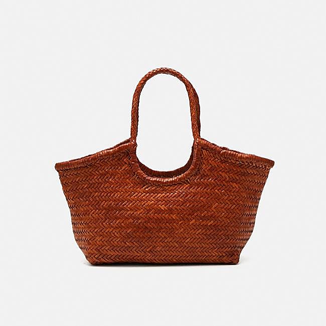 Bolso de piel trenzado en color marrón claro de Dragon Diffusion.