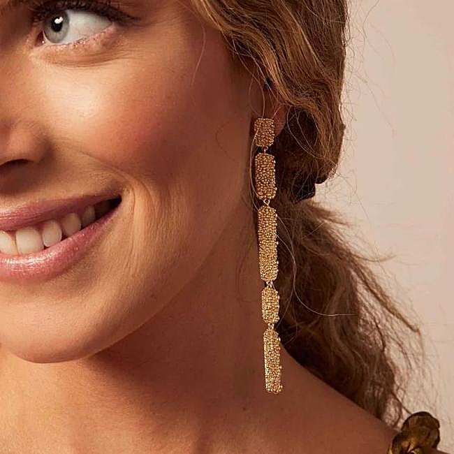 Pendientes Largos Sand Dust (179€)