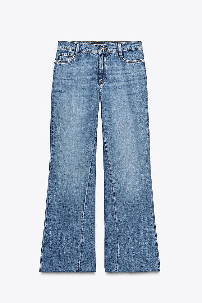Wide-leg Zara jeans (35.99 euros)