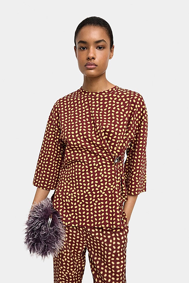 Camisa estampada de Parfois (23,99 euros)