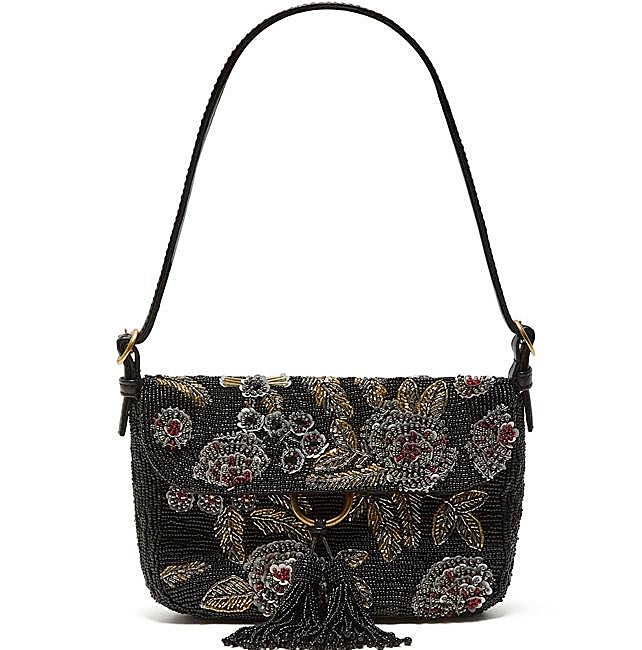 Chaqueta tapestry bordada corta de Antik Batik, 937 euros.