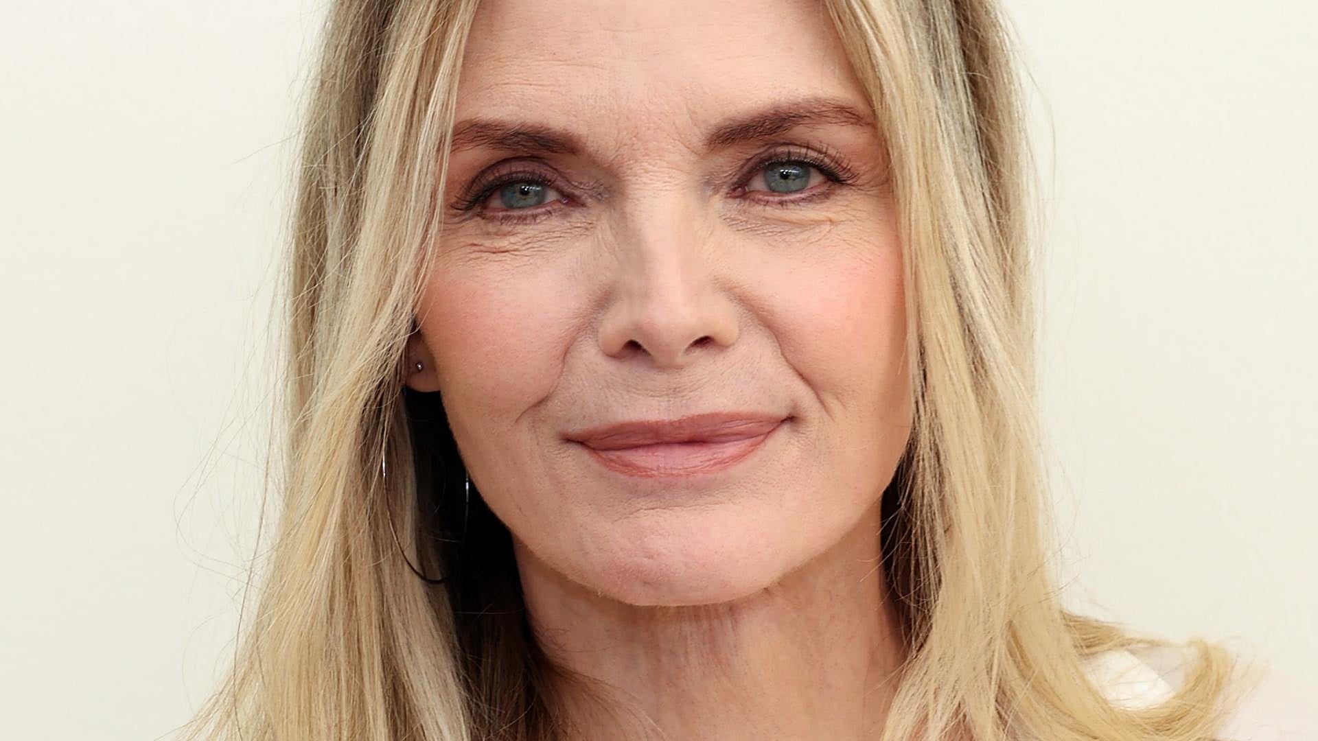 The Mistake Women Over 50 Make With Anti-Hair-Loss Shampoos (And They Don’t Realize It)