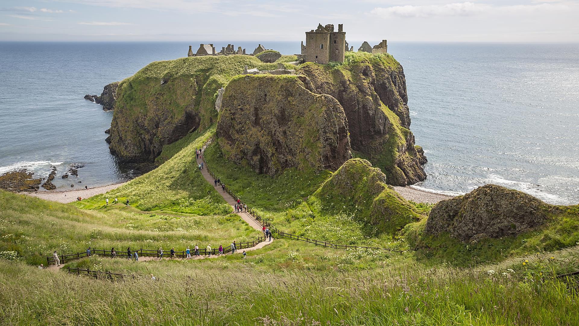 Discover Authentic Scotland in Three Cities That Capture the Country’s Essence