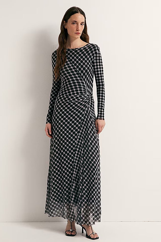 Vestido estampado de Sfera (39,95 euros)