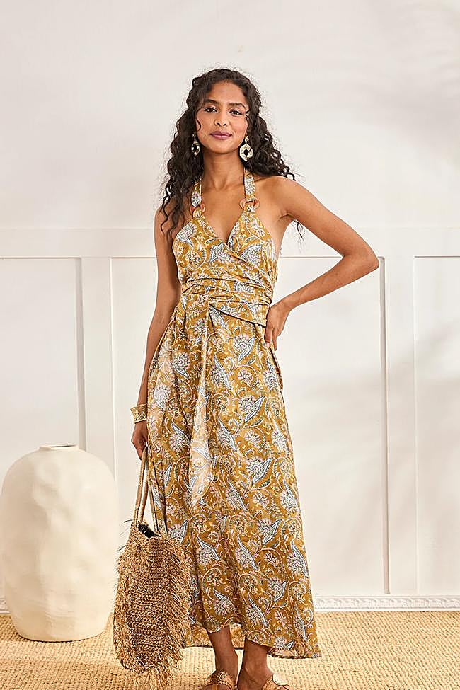 Vestido con estampado floral y paisley de NKN.