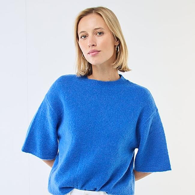 Capri blue knit sweater by Kiabi, €24.