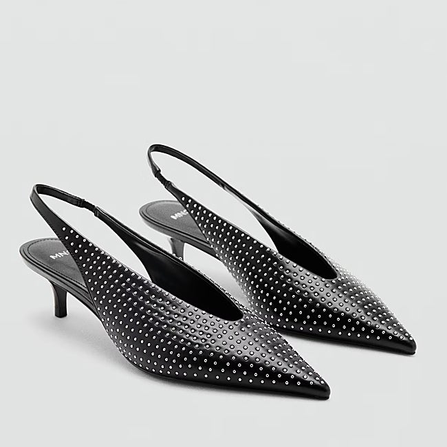 Zapatos negros de Mango (45,99 euros)