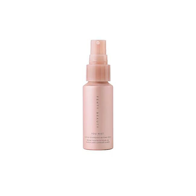 Spray fijador de maquillaje de Fenty Beauty.