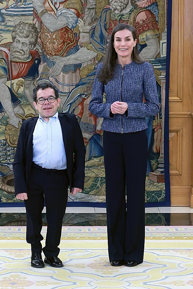 Queen Letizia with a Boss jacket.