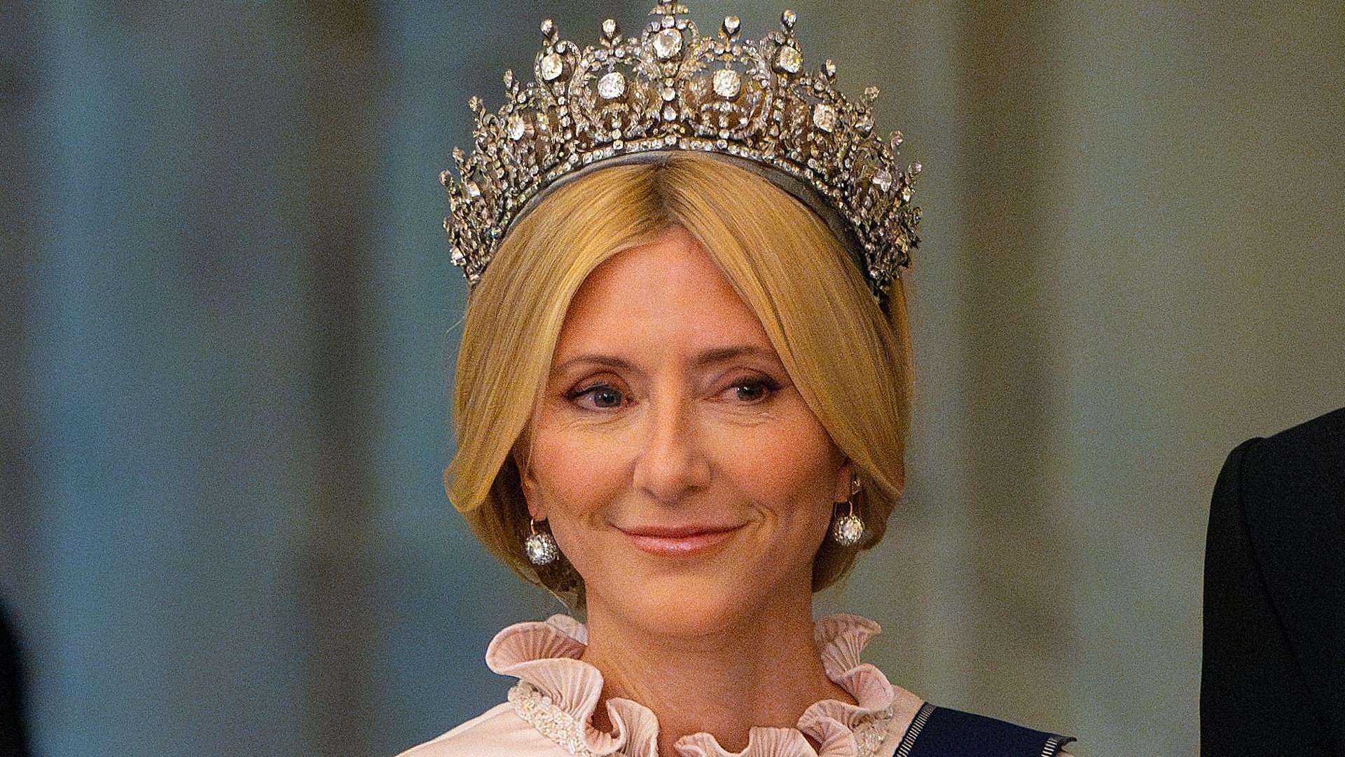 Marie-Chantal Miller and Her Queenly Schedule That Isn’t a Queen (Copying Letizia)