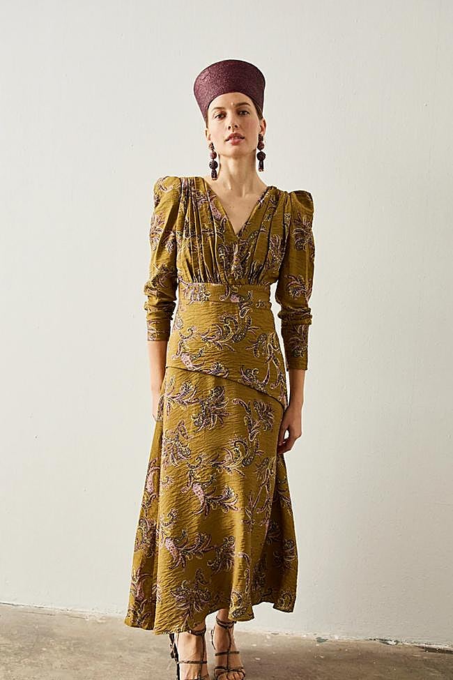 Vestido con estampado floral de Vogana.