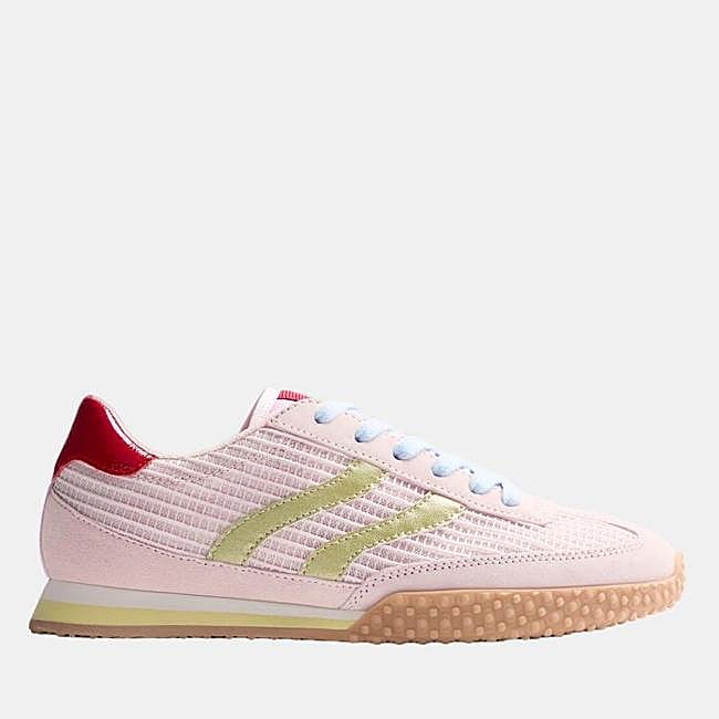 Pink sneakers from Gioseppo, €79.95