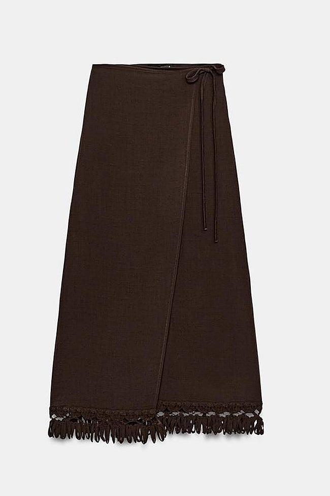 Brown Zara skirt (39.99 euros)