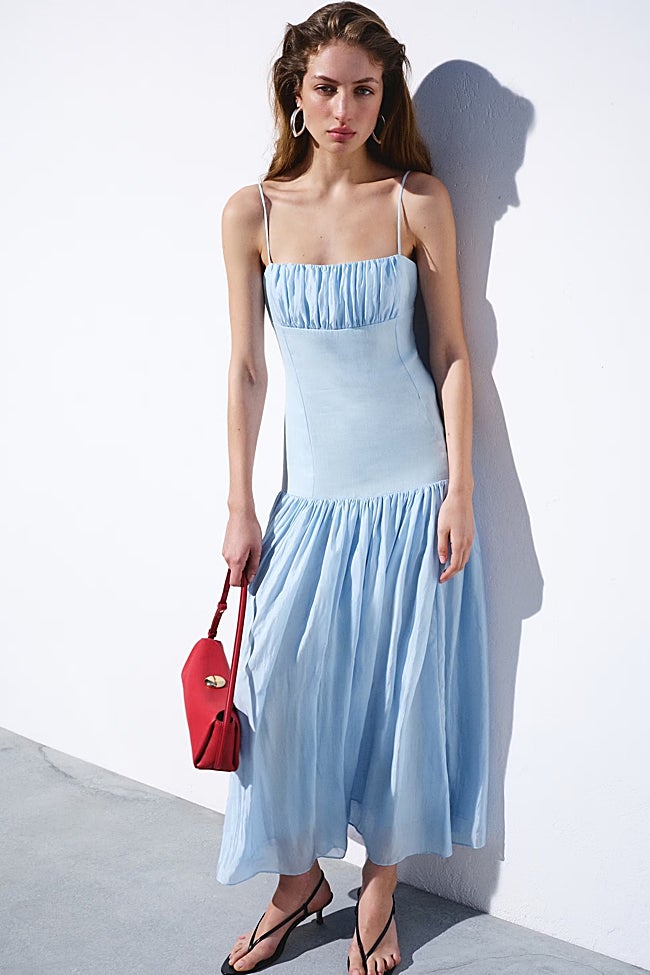 Vestido azul de Mango (79,99 euros)