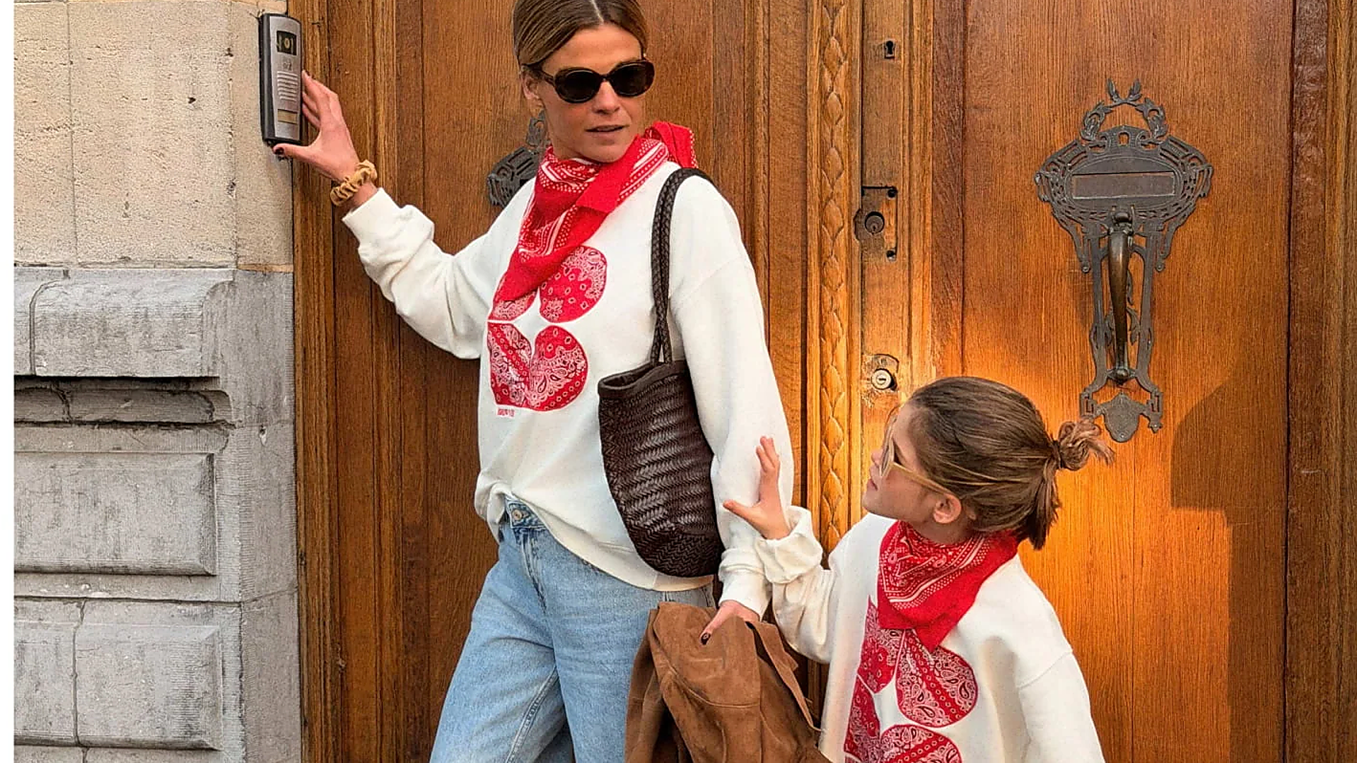 From Mothers to Daughters: Matching Outfits and Coordinated Looks