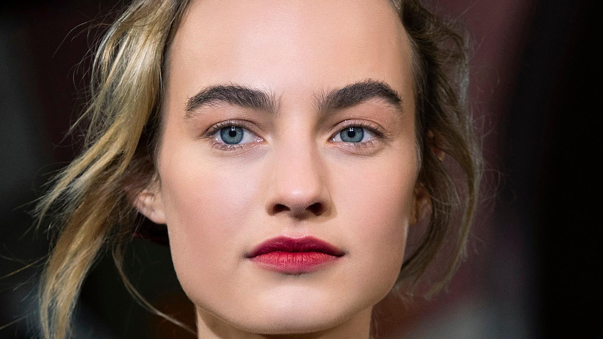 Smudged Lips: The Runway and Social Media Trend We Can’t Stop Seeing