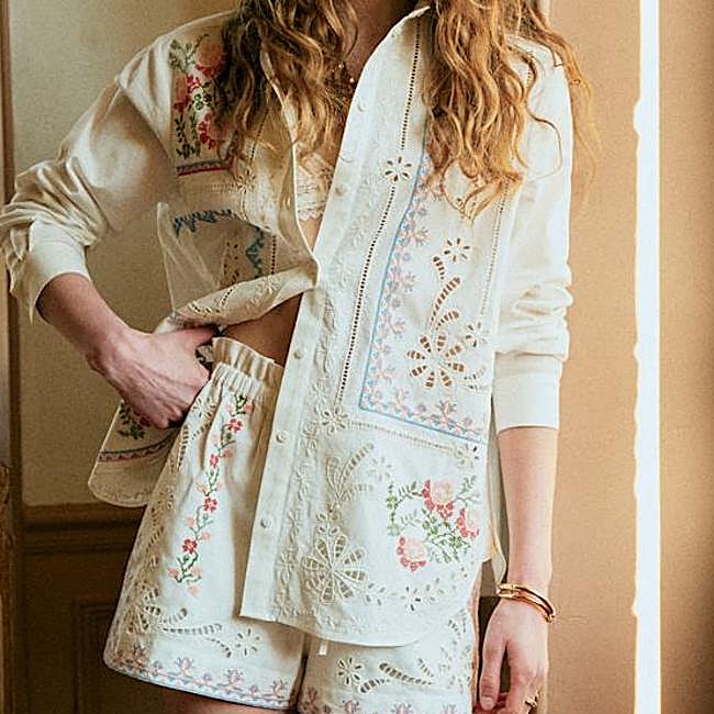 Embroidered set with shirt and Sézane shorts: shirt 120 euros and shorts 100 euros.