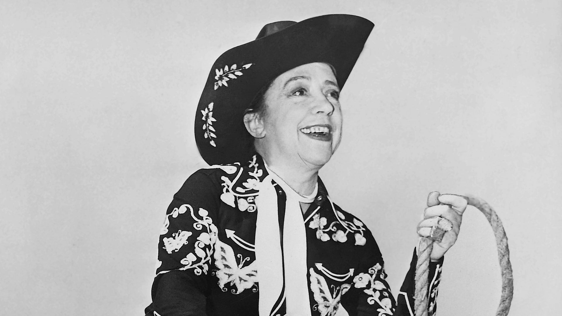 Elsa Schiaparelli: Granddaughter Marisa Berenson Says Chanel Hated Her