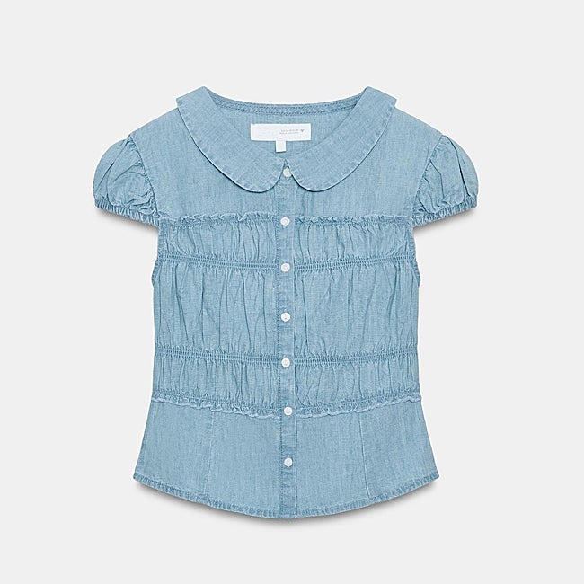 Camisa azul de Zara (29,99 euros)