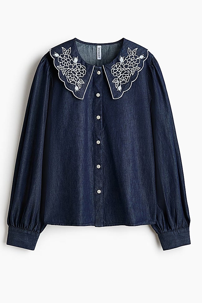Camisa vaquera de H&M (29,95 euros)