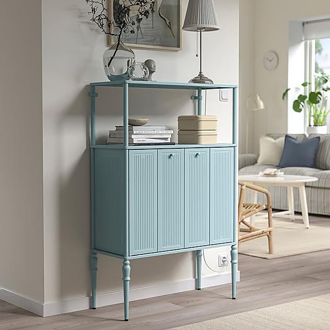 The IKEA SÅGMÄSTARE piece costs 79.99 euros.