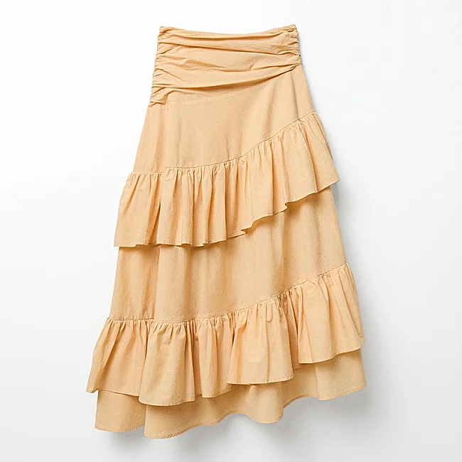 Falda con volantes de Sfera (49,99 euros)