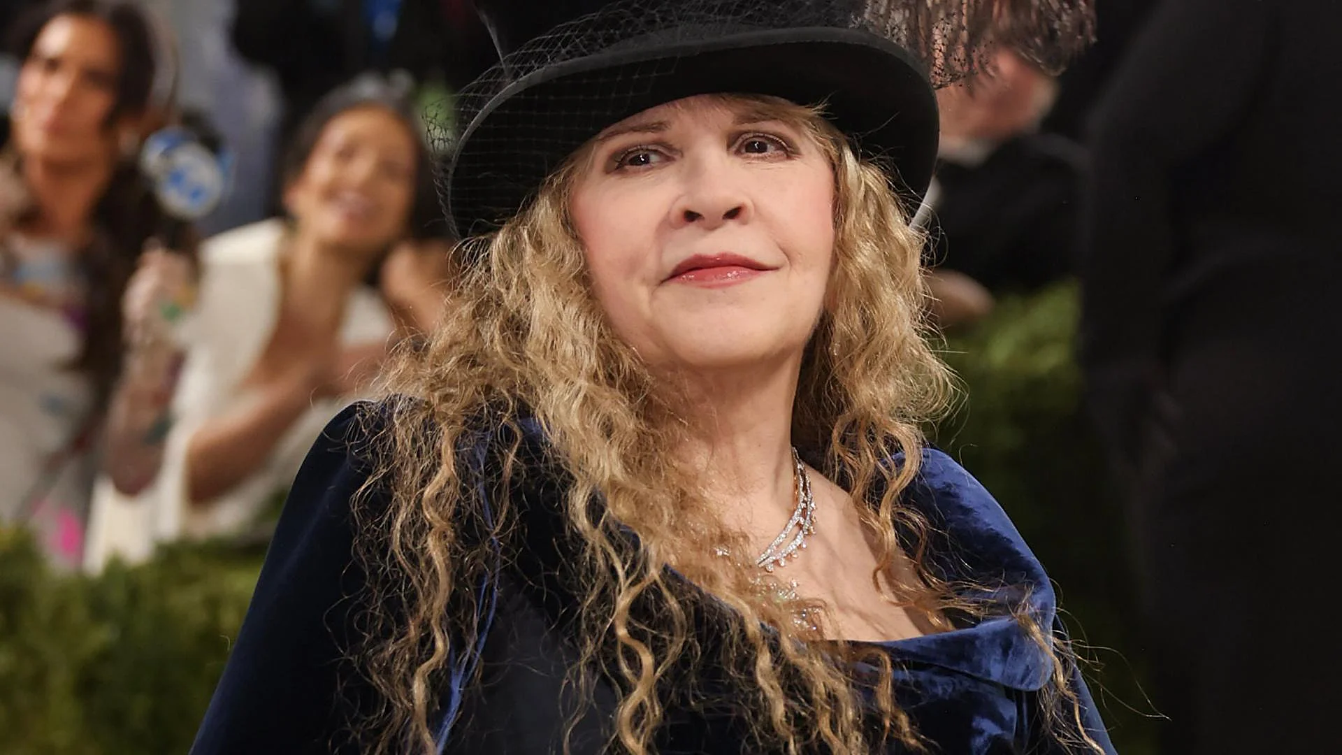 Zara by Galliano Debuts at the 2026 Met Gala: Marta Ortega Outfits Rock Legend Stevie Nicks