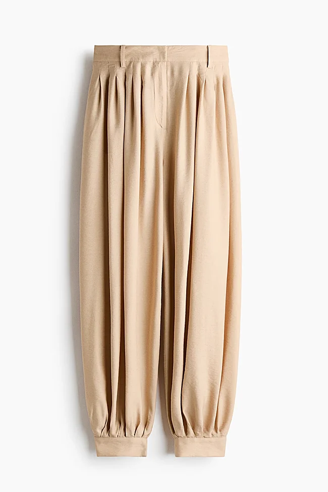 Pantalón bombacho de H&M (24,99 euros)