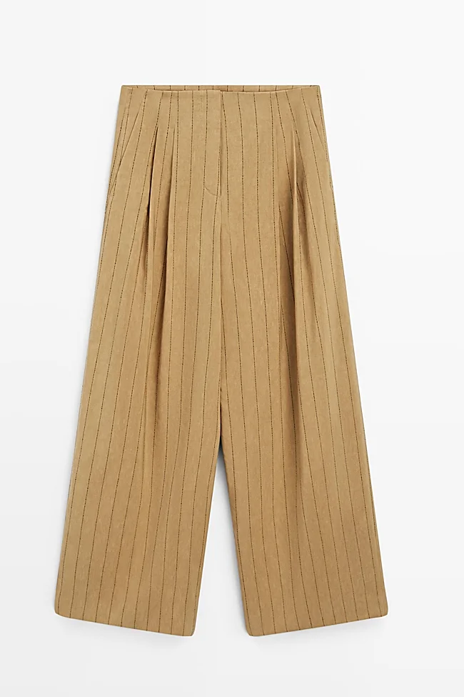 Pantalón con estampado de rayas de Massimo Dutti (59,99 euros)