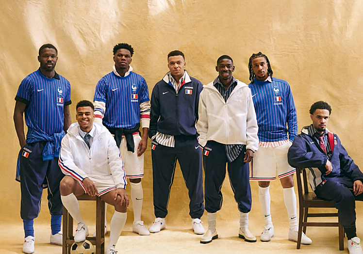 Los jugadores de Francia lucen la colección de Jacquemus y Nike.