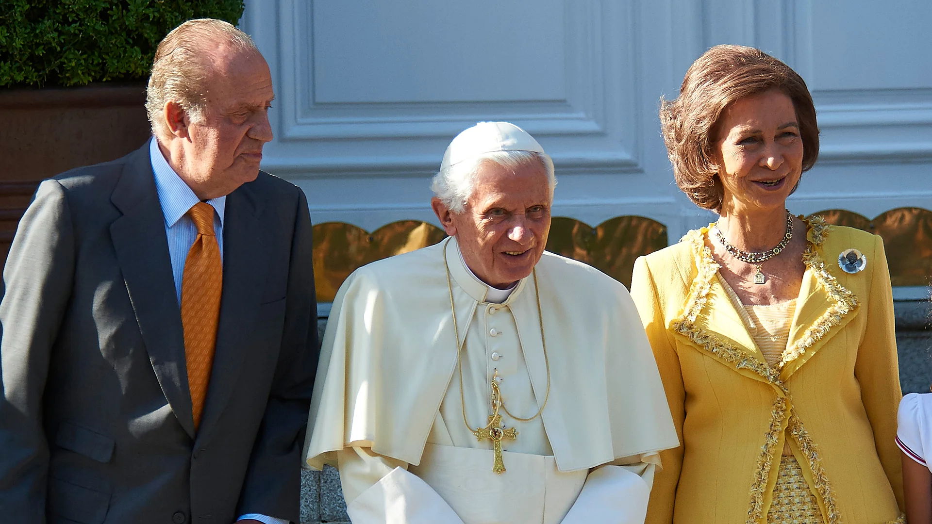 Queen Sofia and Her Close Relationship with the Last Seven Popes
