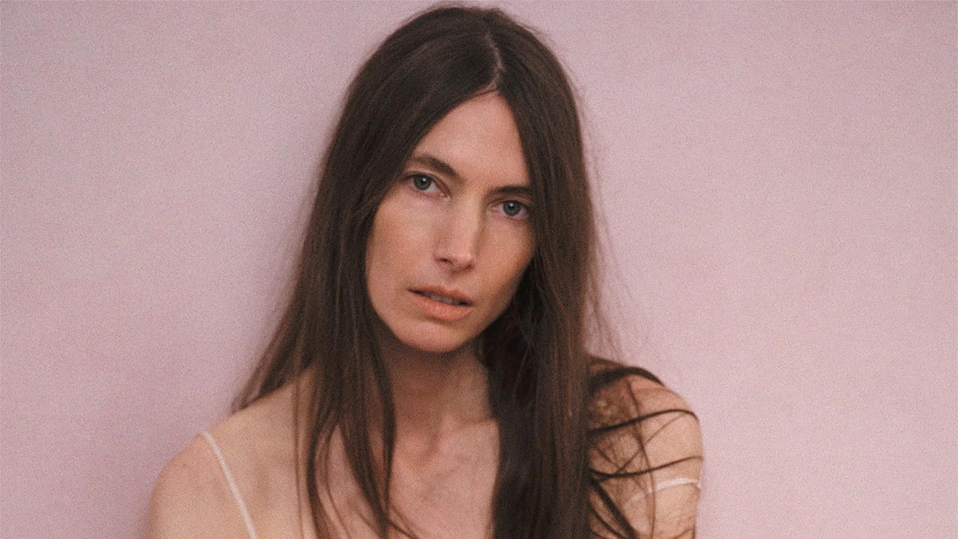 The Perfume Everyone Asks Me About: What Are You Wearing?
