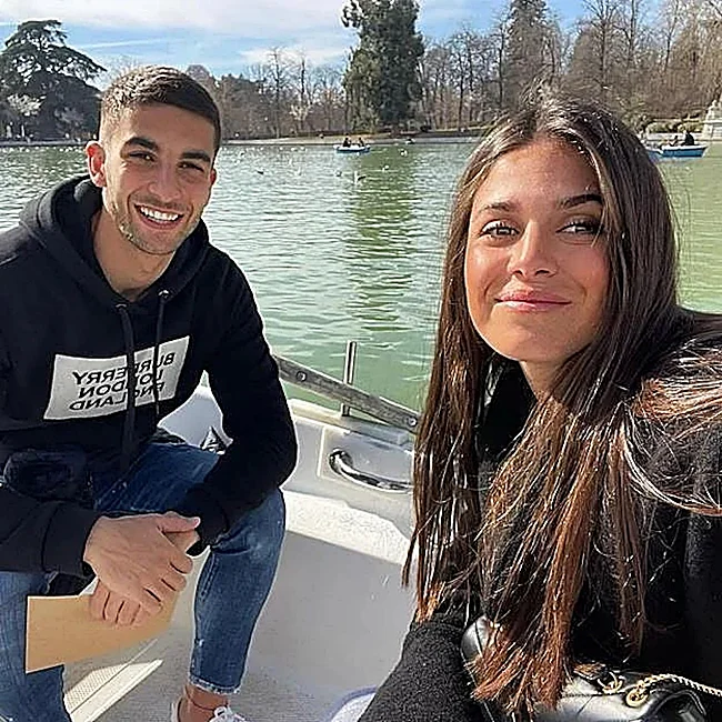 Ferran Torres y Sira Martínez, cuando salían juntos.