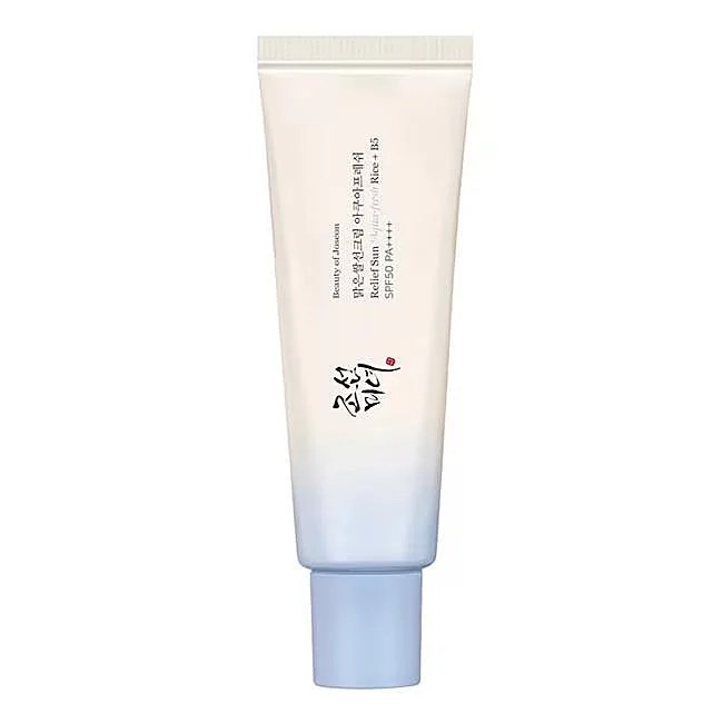 Protector solar Relief Sun: Rice + Probiotics SPF50+ de Beauty of Joseon.