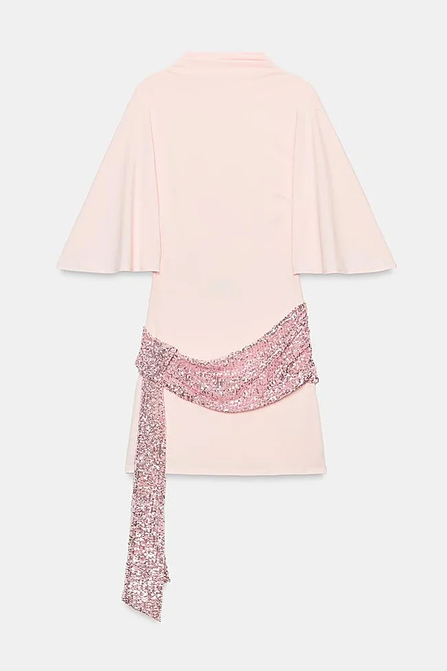 Vestido rosa de Zara (35,99 euros)