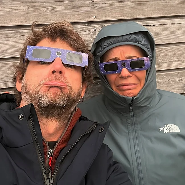 Ignacio Hernández Medrano y María Adánez, tristes en Islandia.