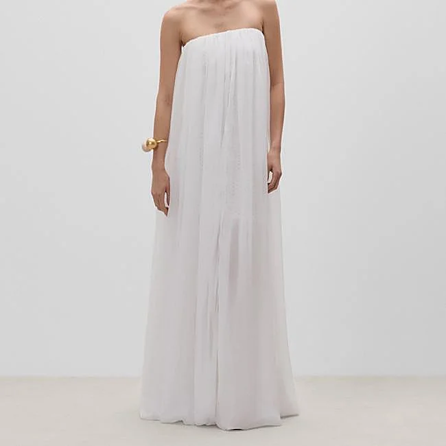Vestido de palabra de honor de Simorra, 428 euros.
