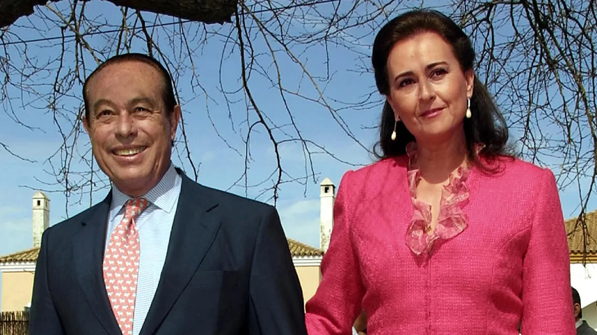 Curro Romero Admitted to a Hospital in Seville for Pneumonia