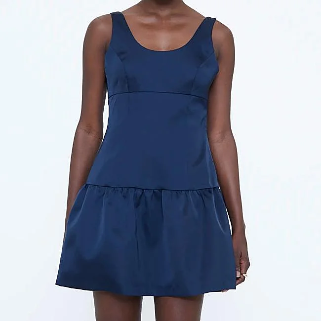 Vestido azul marino de Wild Pony, 69,95 euros.