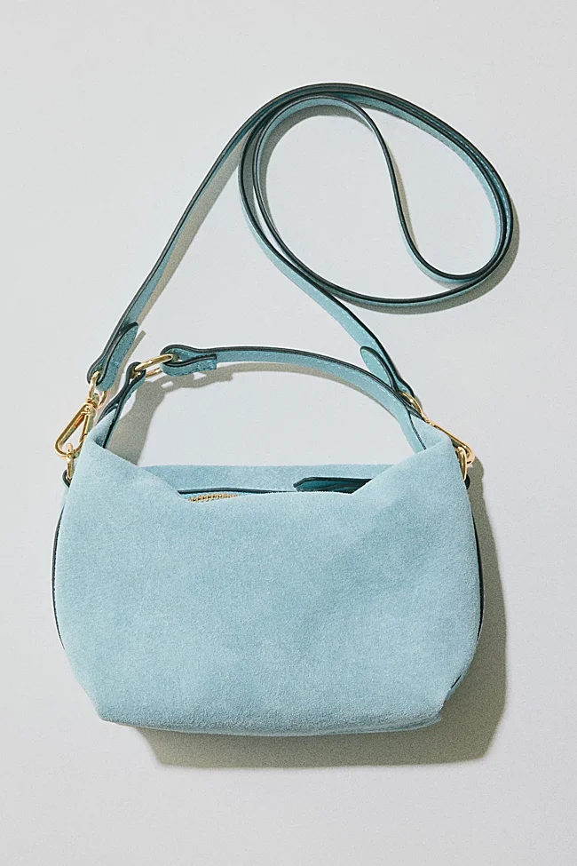 Bolso azul de H&M (49,99 euros)