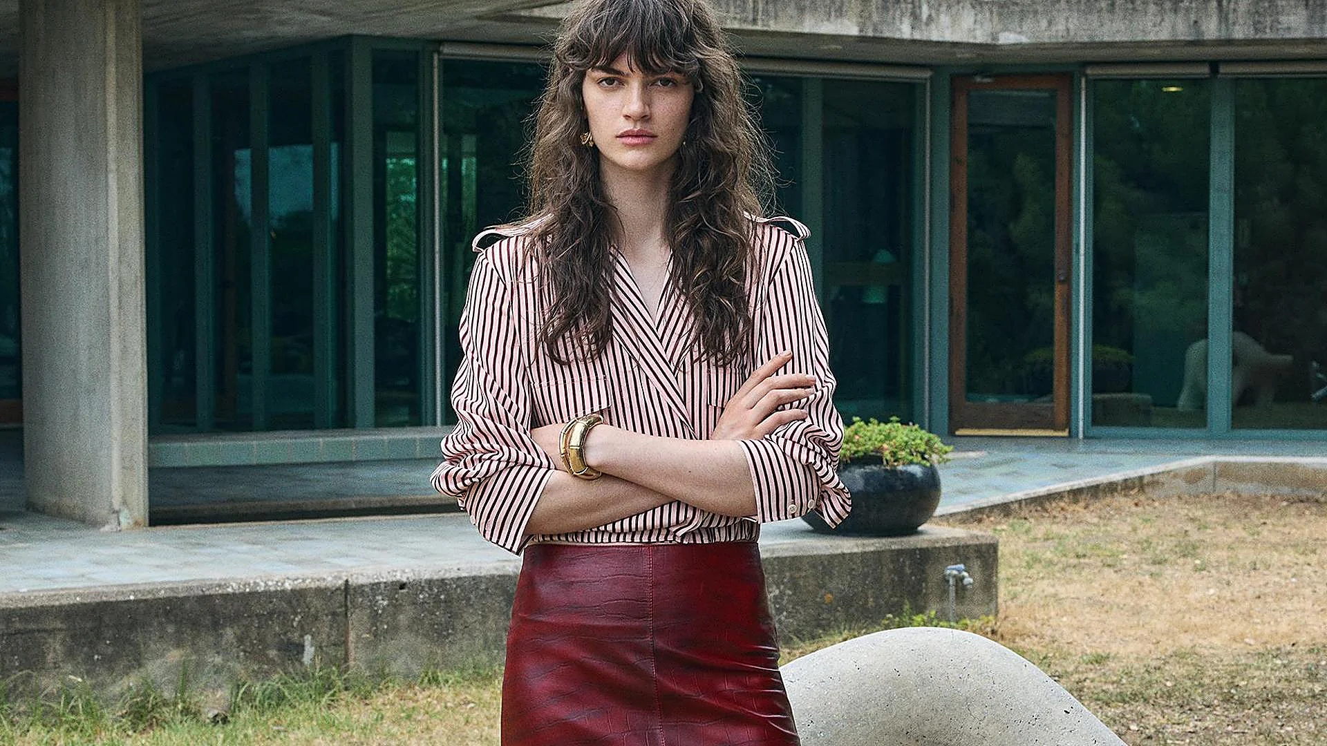 Six Subtle Fashion Essentials Stylish Women Wear in September