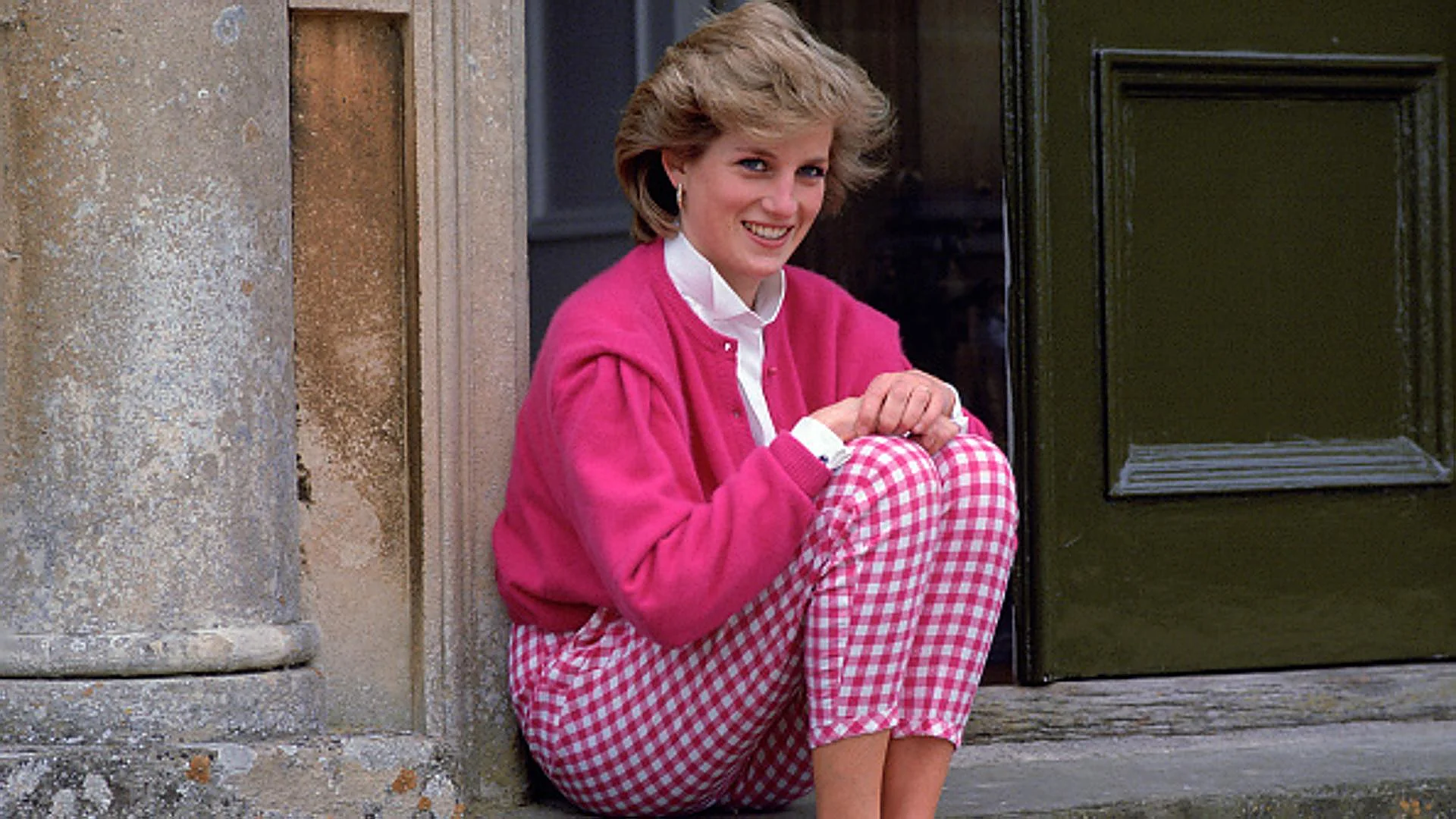 The Rebel Side of Diana, Princess of Wales: Parties, Cross-Dressing, and a Police Arrest