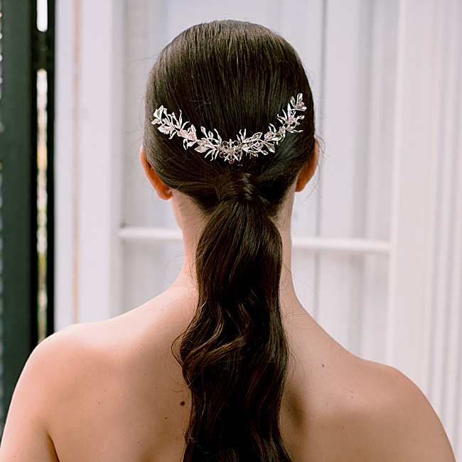 Un tocado de novia de Bonette.