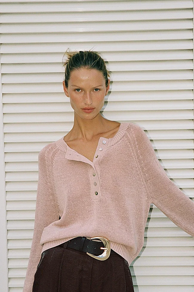 Jersey rosa de Zara (29,99 euros)