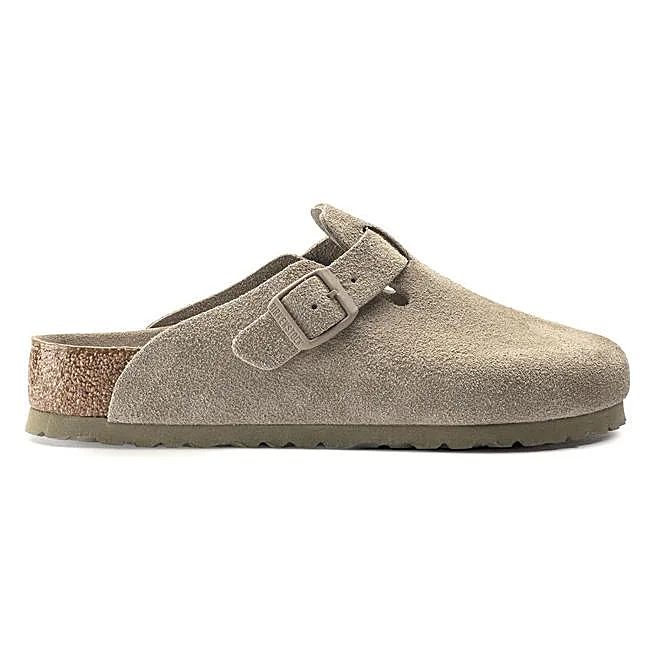 Zuecos Boston de Birkenstock, 165 euros.