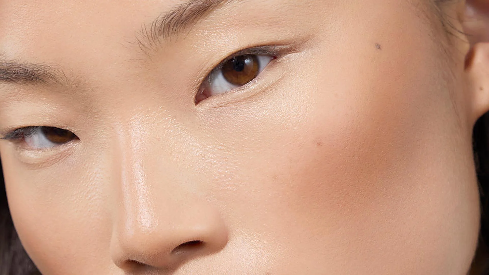 The Best Bronzing Powders for an Instant Radiant Complexion