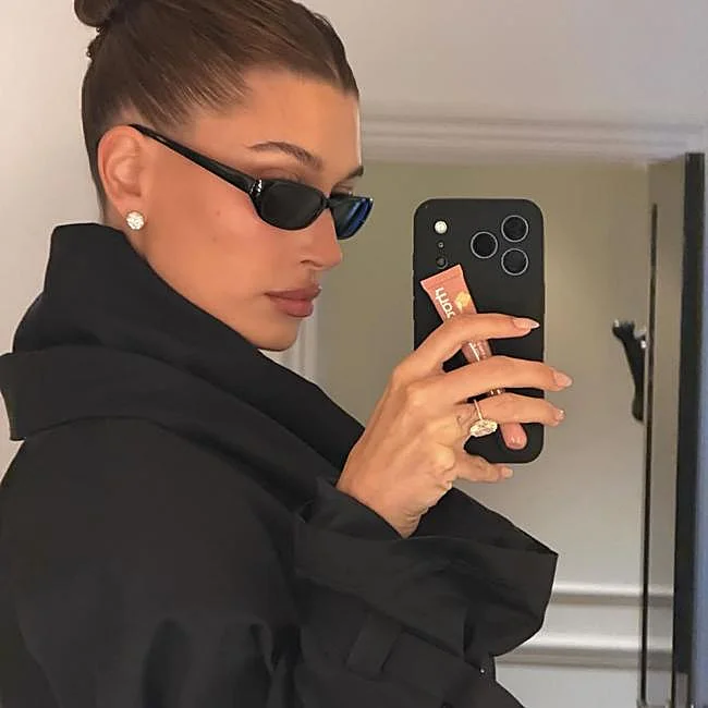 La funda para el móvil con el gloss se hizo muy viral.
