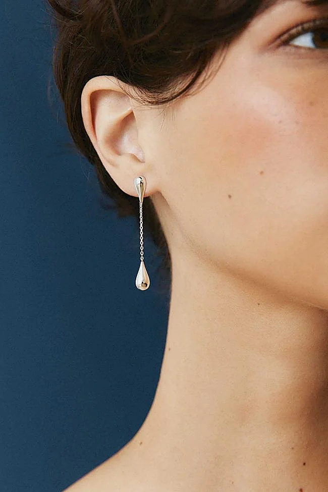 Pendientes largos de plata de Vidal & Vidal.