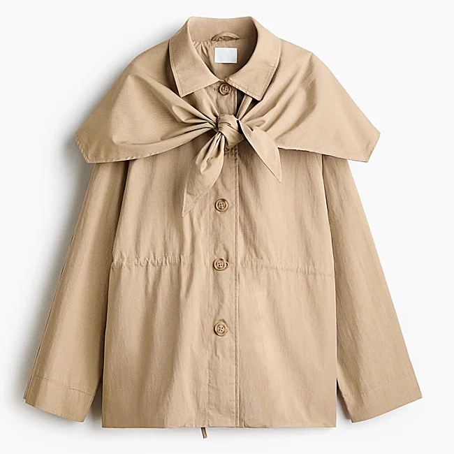 Chaqueta tipo trench de H&M (49,95 euros)