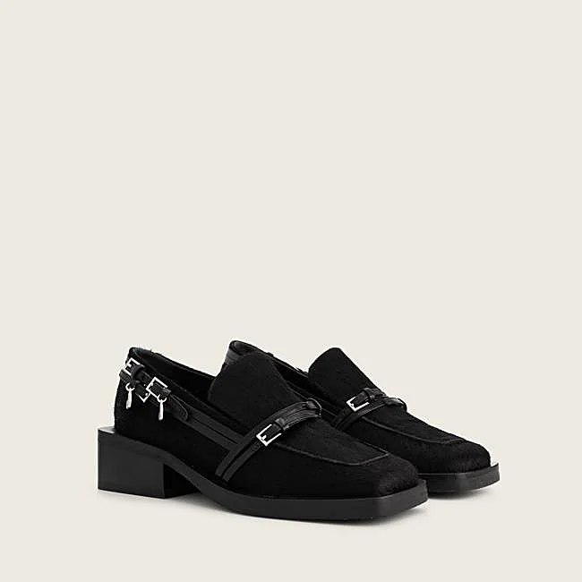 Mocasines de ante de Fabienne Chapot, 199,99 euros.